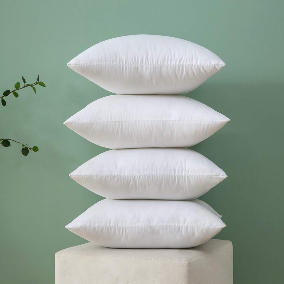 Omgoods - Set van 4 Witte Kussenhoezen van 40x40cm met Vulling