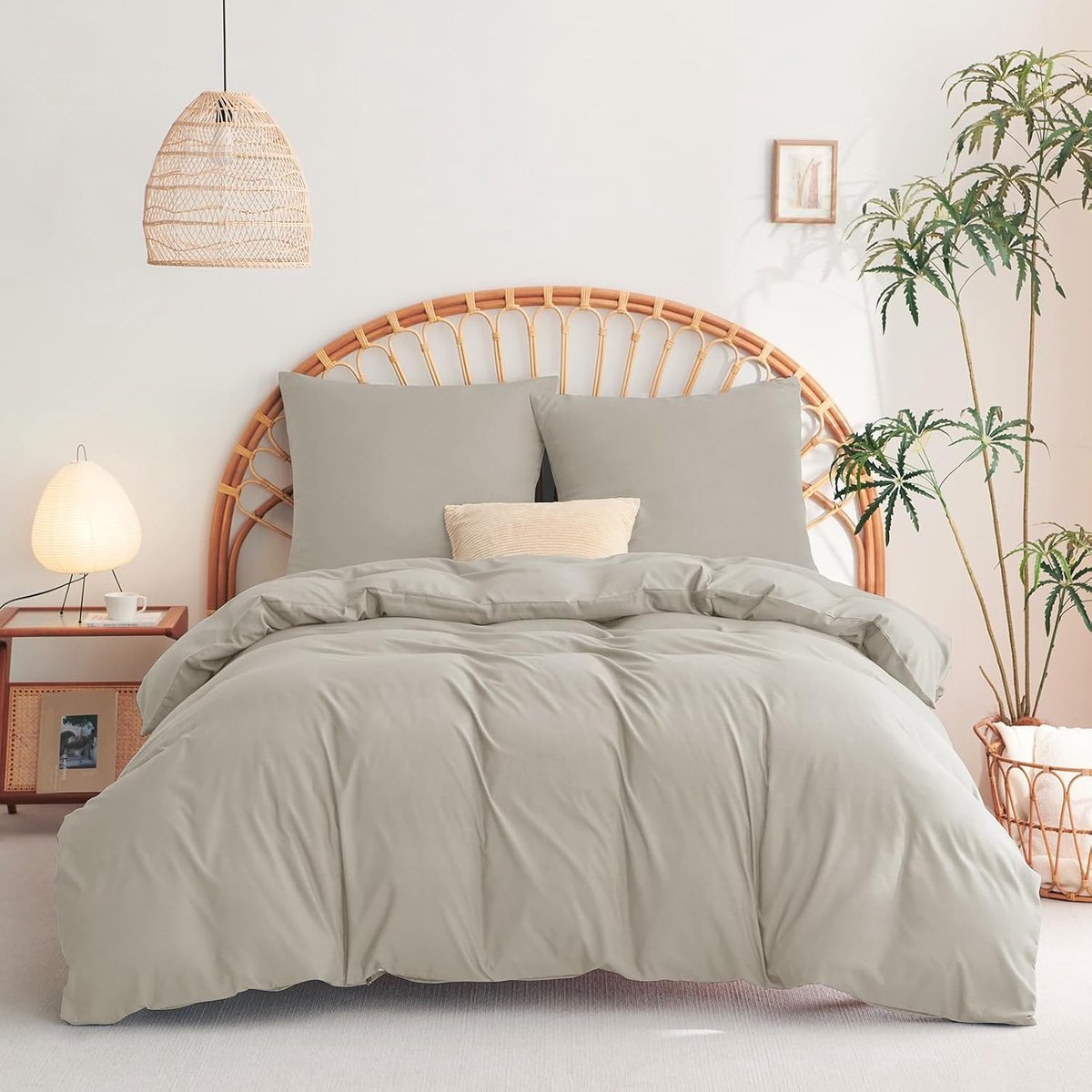 Beddengoed 220 x 240 cm, 3-delig, beige, dekbedovertrek met kussenslopen 65 x 65 cm, beddengoedset van microvezel, met ritssluiting, zacht en strijkvrij
