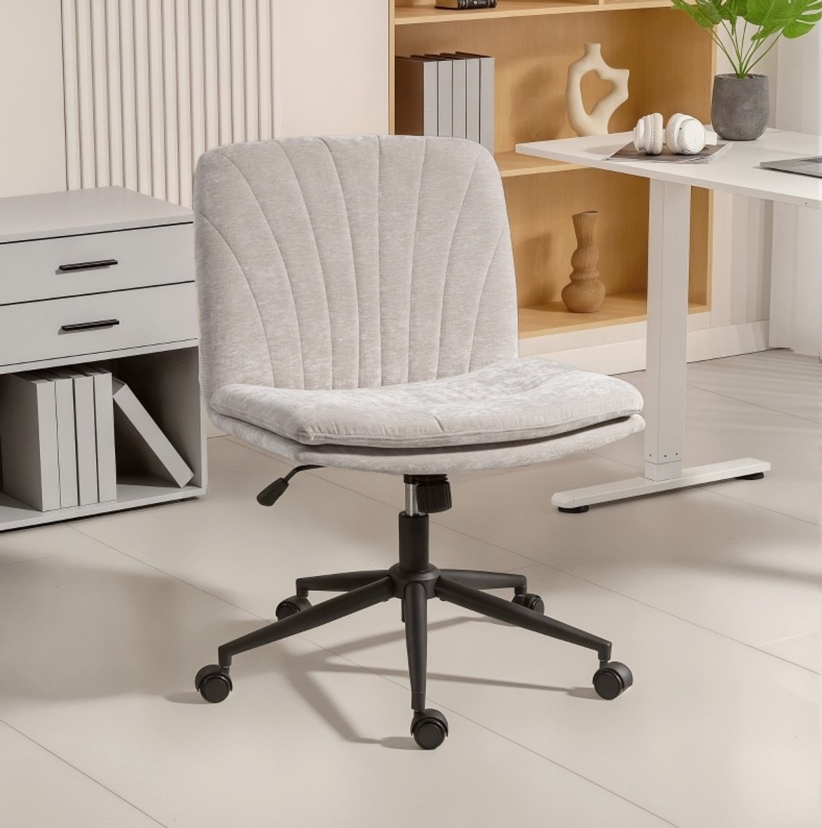 OKWISH Bureaustoel 62 Cm - Hoogteverstelbaar Met Wippfunctie En 360 Graden Draaibaar - Voor Thuiswerken - Chenille - Beige