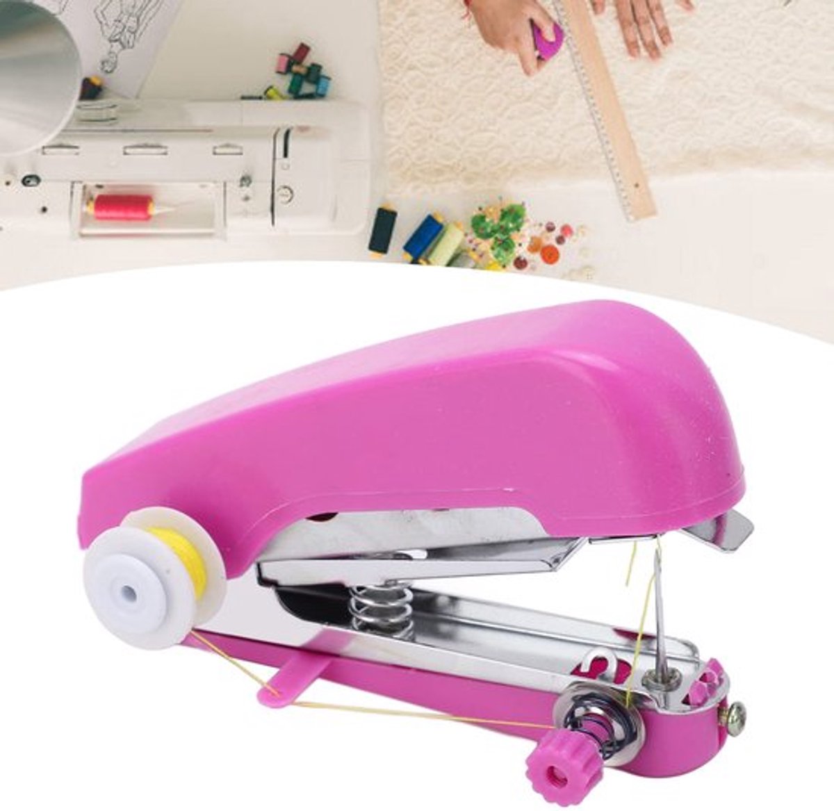 Mini handmatige naaimachine, DIY naaimachine, paarse lichtgewicht tas, draagbare handnaaimachine voor thuisgebruik