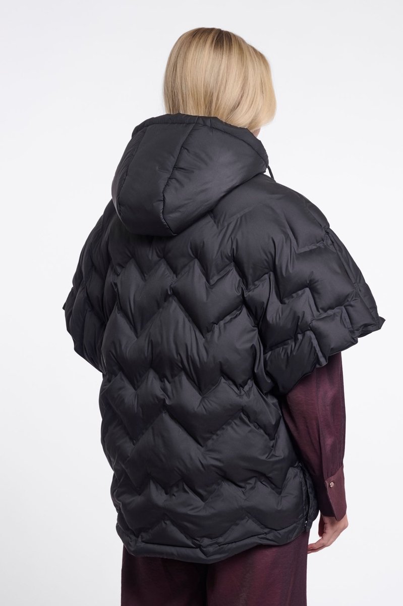 Rino & Pelle Capes - Hilary cape - Zwart