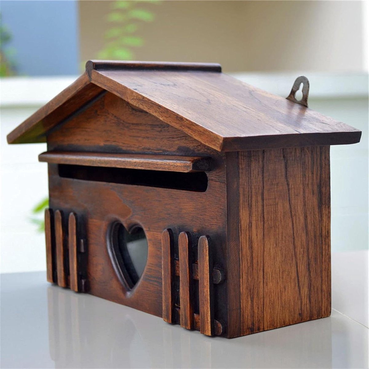 Houten Brievenbus - Wandbrievenbus Rustiek - Post Ontvangen - Huisvorm Design - 31x18x10cm - Houtkleur