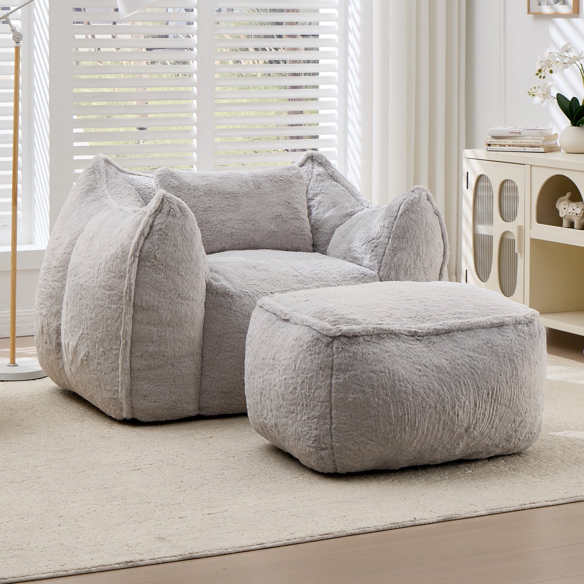 Zitzak met Voetenbank - Loungestoel van Imitatie Konijnenbont - Ergonomische Rugleuning - Hoogdichtheid Schuimvulling - Relaxfauteuil voor Woonkamer en Slaapkamer - Max. 200 kg-Grijs