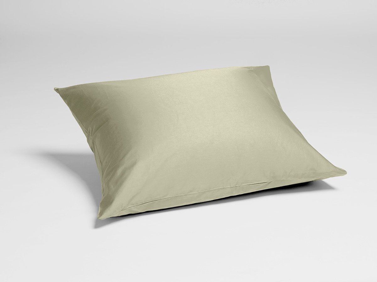 Yumeko kussensloop katoen satijn light olive 65x65 - Bio, eco & fairtrade - 1 stuk