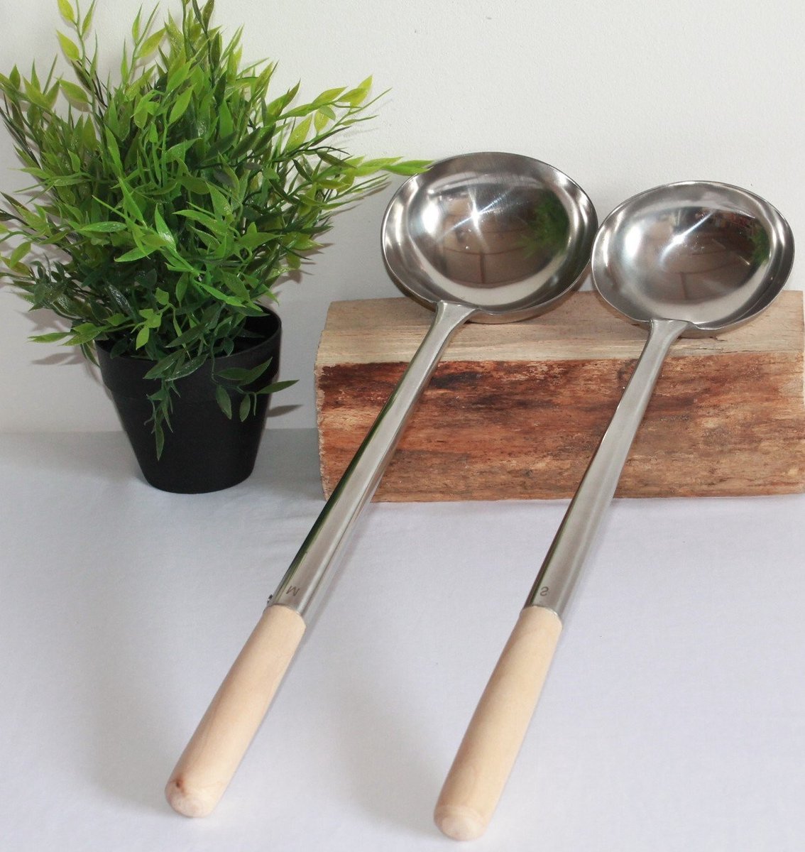 Lepelset van 2 - met houten handvat