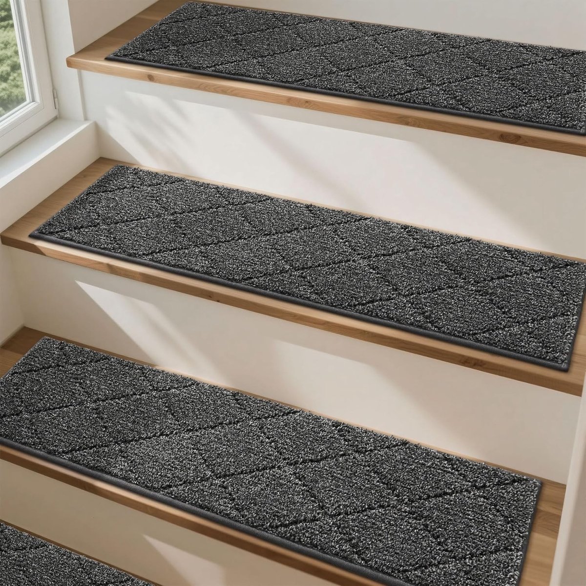Antislip Traploopmatten 22 x 70 cm (15 stuks) voor Binnen, Geschikt voor Kinderen, Ouderen en Honden, Machinewasbaar, 100% Polyester, Zwart
