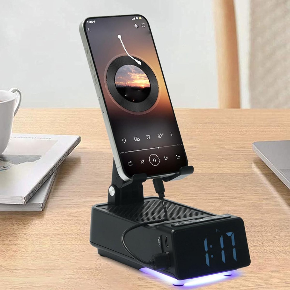 Draagbare Smartphone Houder met Draadloze Bluetooth Speaker en Digitale Klok, Vouwbare Deskstandaard met Oplader en Nachtlampje, Perfecte Verjaardagscadeaus voor Mannen