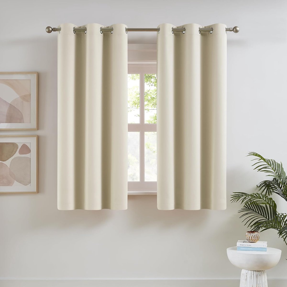 Kamer verduisterende smalle gordijnen voor kleine ramen 71 cm breed 2 panelen set, smalle korte gordijnen voor keuken badkamer kelder decor, 84x111 cm lengte, doorvoertule top, crème beige