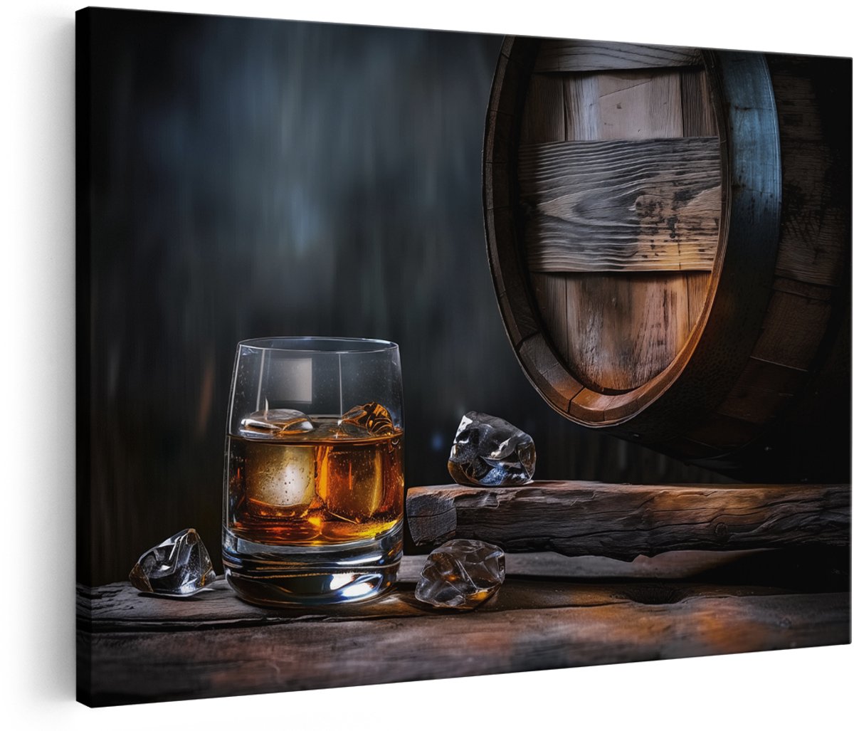 Artaza Canvas Schilderij Glas Whisky met IJs Blokjes en een Houten Vat - 180x120 cm - Groot - Wanddecoratie Woonkamer - Schilderijen - Muurdecoratie