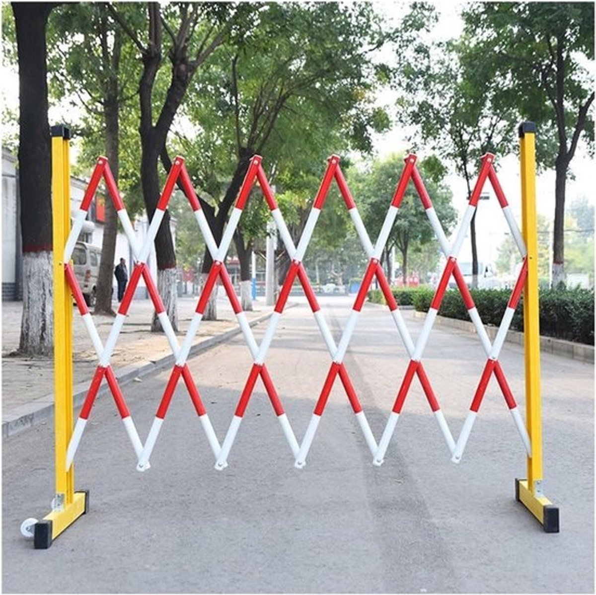Mobiele Verkeersbarricade - Inklapbaar en Uitbreidbaar met Rolstoelen