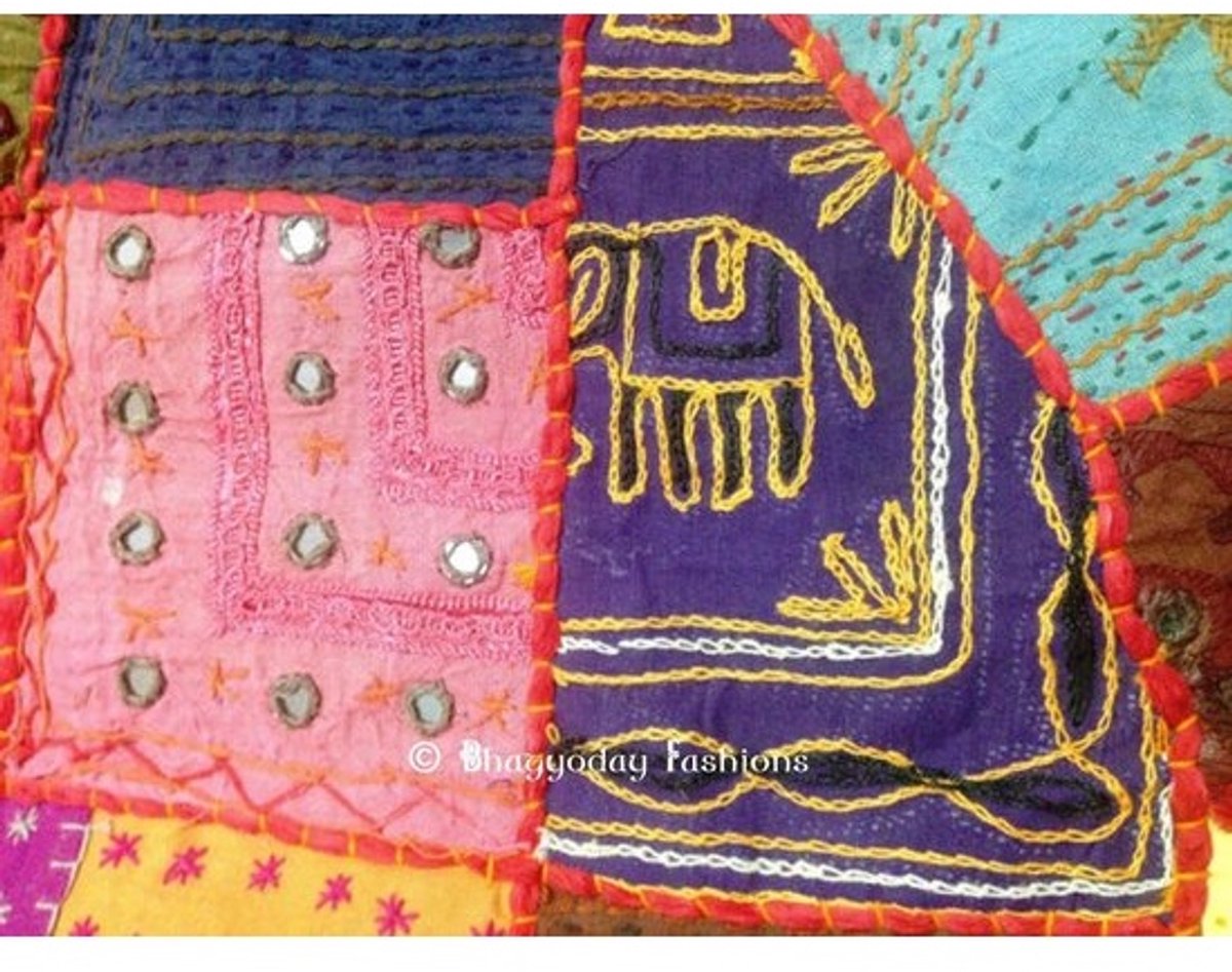 Grote Boheemse Patchwork Poef - Handgemaakte Indiase Zitoef met Borduurwerk - 80 cm