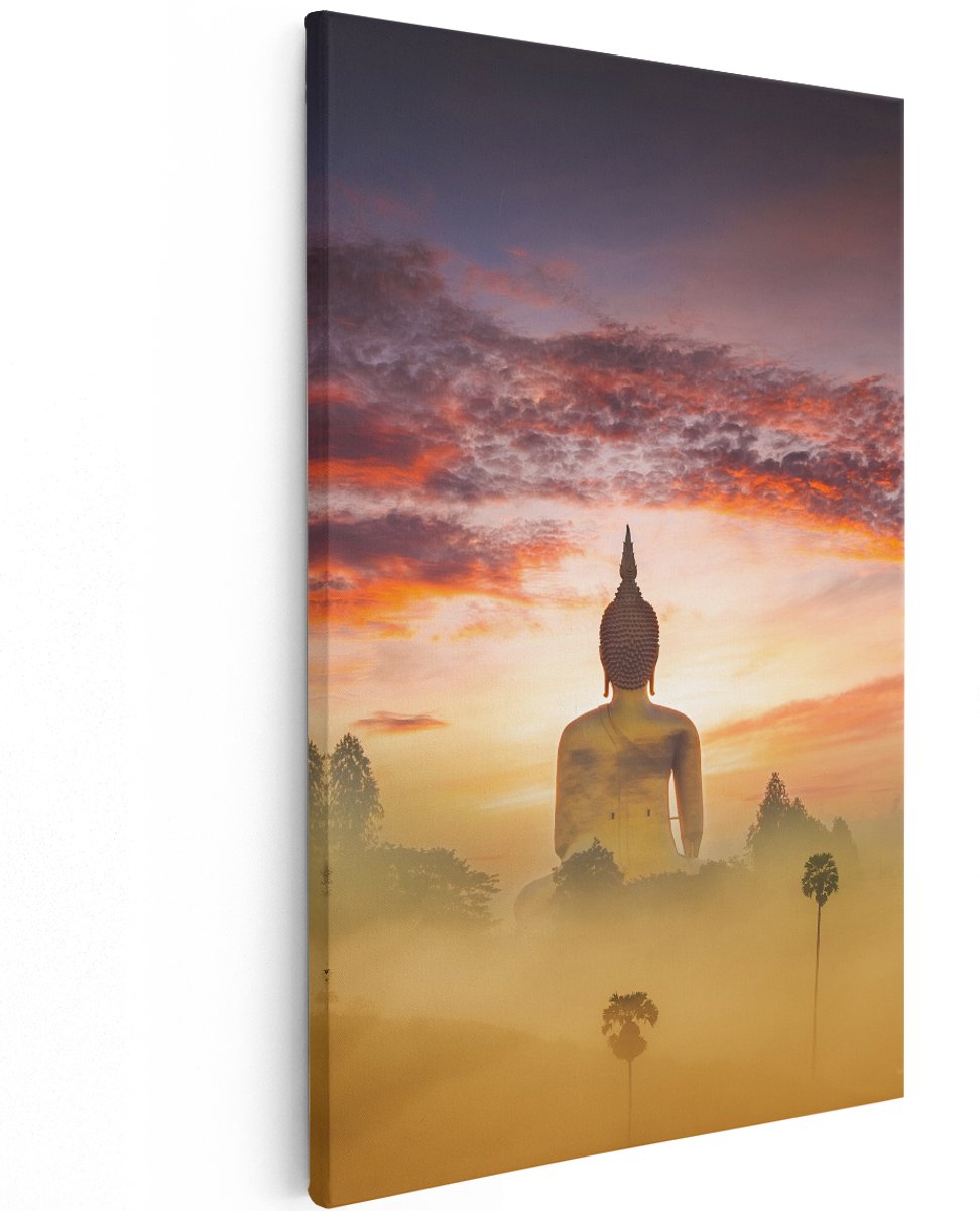 Artaza Canvas Schilderij Boeddha Beeld In De Mist - 120x180 cm - Groot - Wanddecoratie Woonkamer - Schilderijen - Muurdecoratie