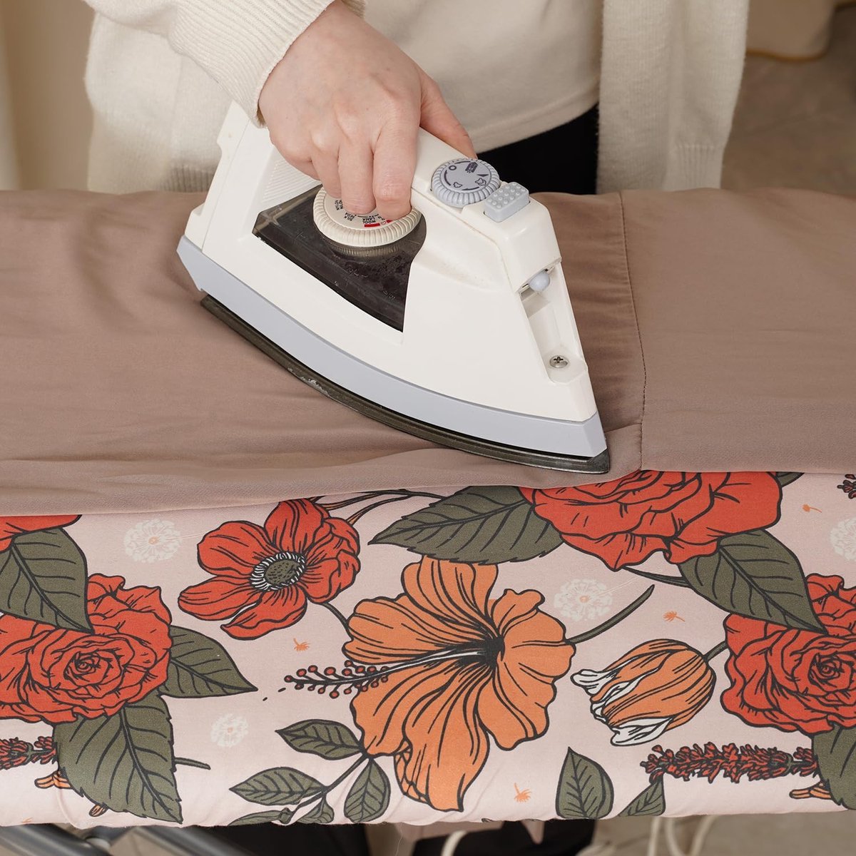 SnelShoppen - Grote Strijkplankhoes 160 x 60 cm - Brede Strijkhoes met 6 mm Dikke Vilt Cushion - Bloemenprint voor Stijlvolle Interieurdecoratie
