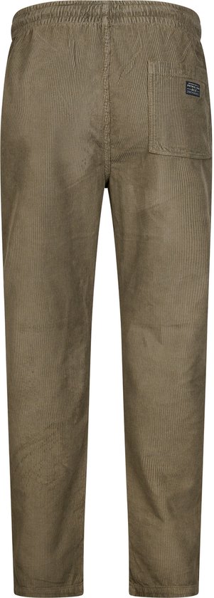 Olijfgroene corduroy broek, achterkant met opgestikte zak en Petrol Ind. & Co. label.