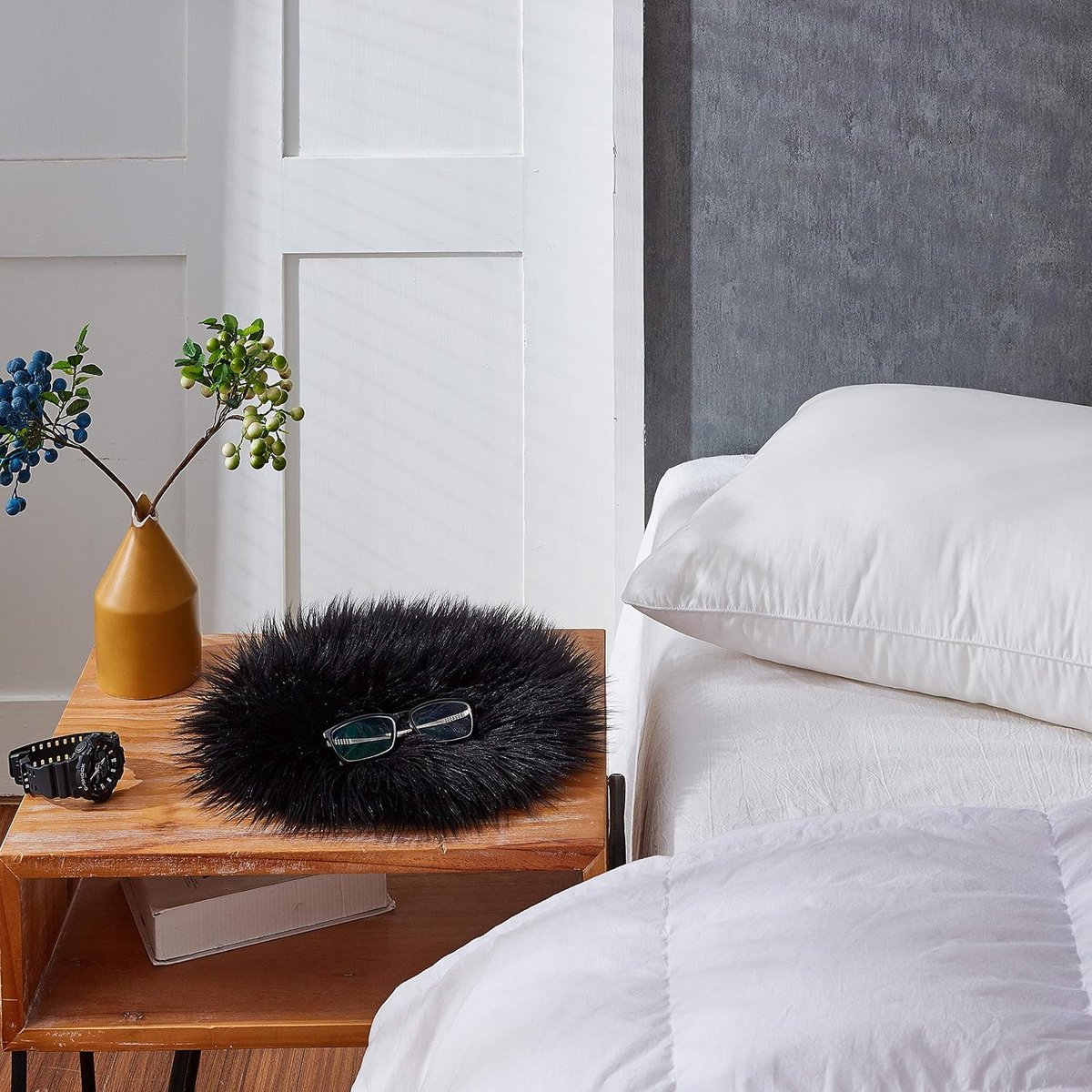 SnelShoppen - Faux Fur Lammfell Imitatie Vloerkleed 30 cm Rond - Zacht en Fluffy Kunstbont Tapijt - Zwart - Wasbaar - Decoratief Voor Slaapkamer en Wo