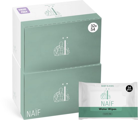 Stapel van twee grote dozen met Naïf baby & kids waterdoekjes in pastelgroen en wit. Naast de dozen, een individuele verpakking van 54 Naïf waterdoekjes.