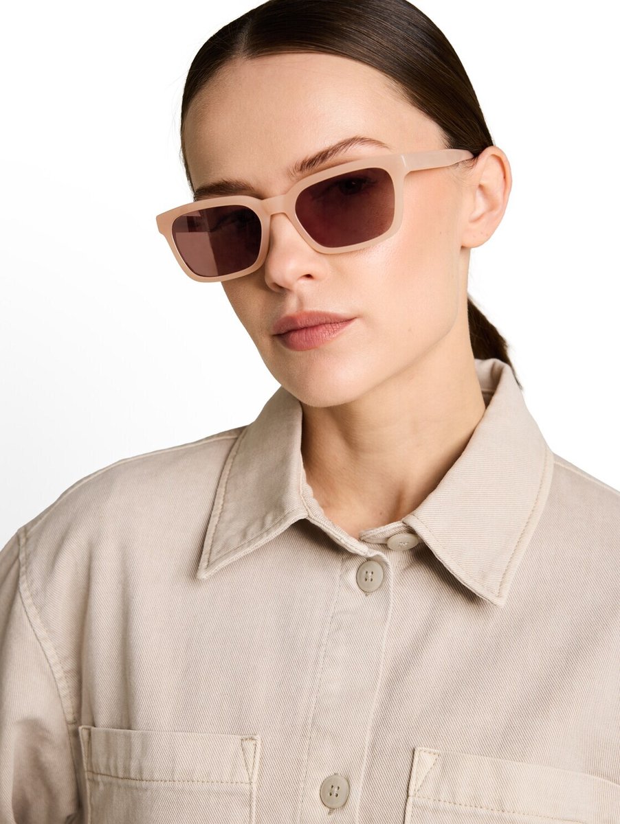 Tom Tailor - Cat-Eye-zonnebril met glazen met kleurverloop UV400 - Maat ONESIZE - red / rose / violet