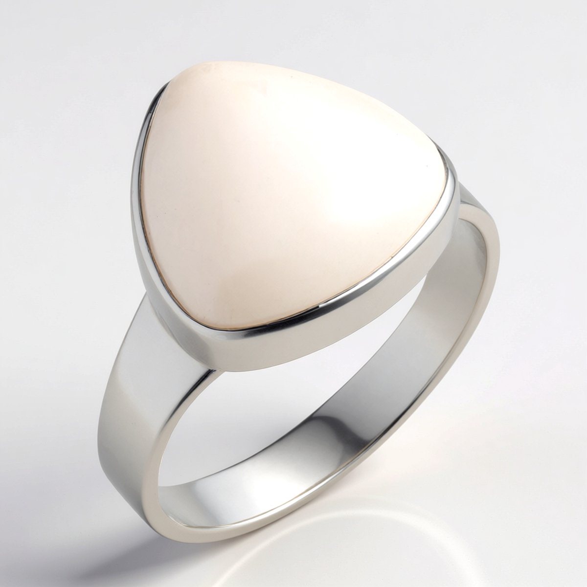 Cavill - Witte Labradoriet Ring 9,35 ct - 925 Sterling Zilver Gerhodineerd - Trillant Cabochon - Elegante Zilveren Ring Dames - Tijdloze Sieraden