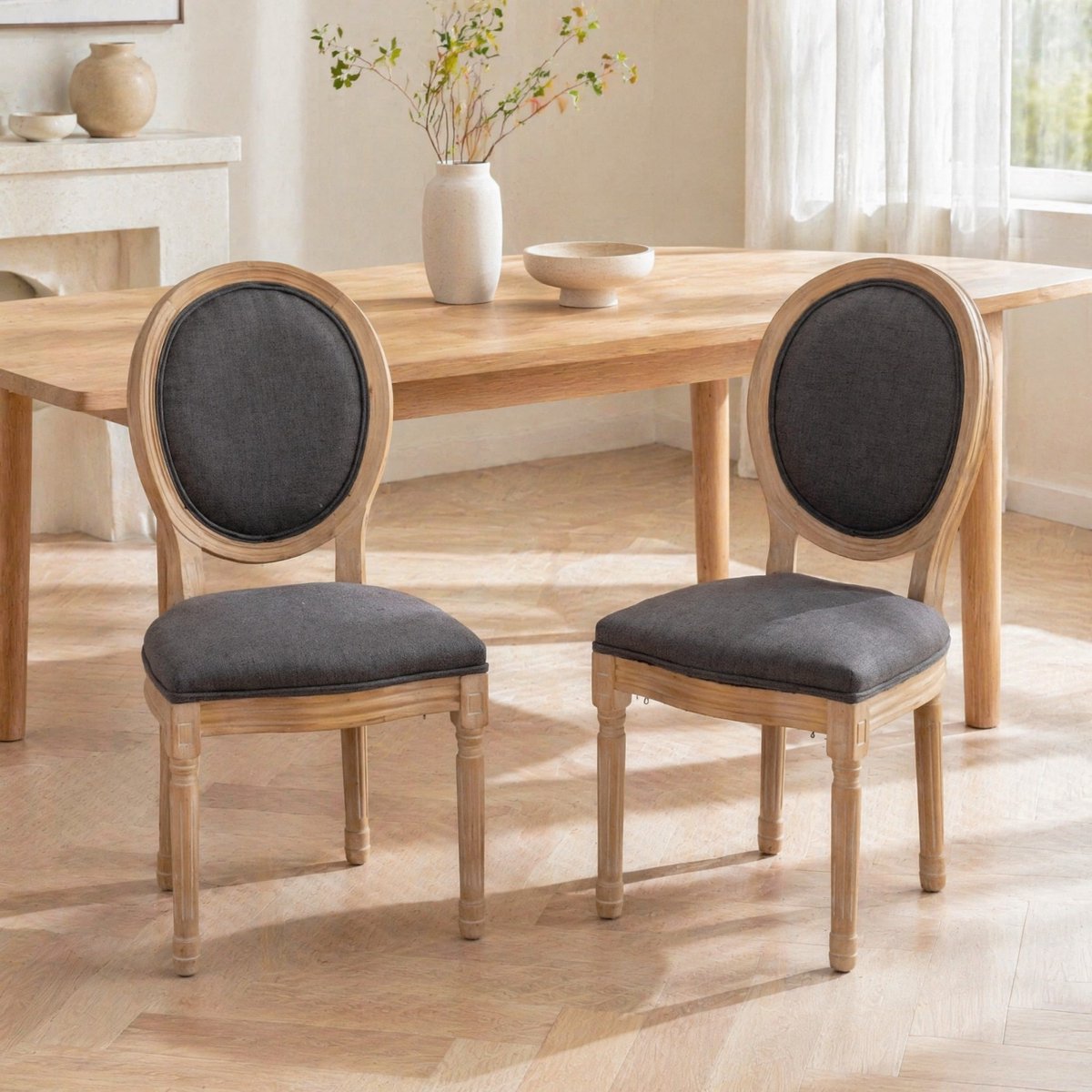 MEUNIQ Franse eetkamerstoel set van 2 met grijze linnen bekleding, houten frame en antieke afwerking voor de eetkamer Donkergrijs