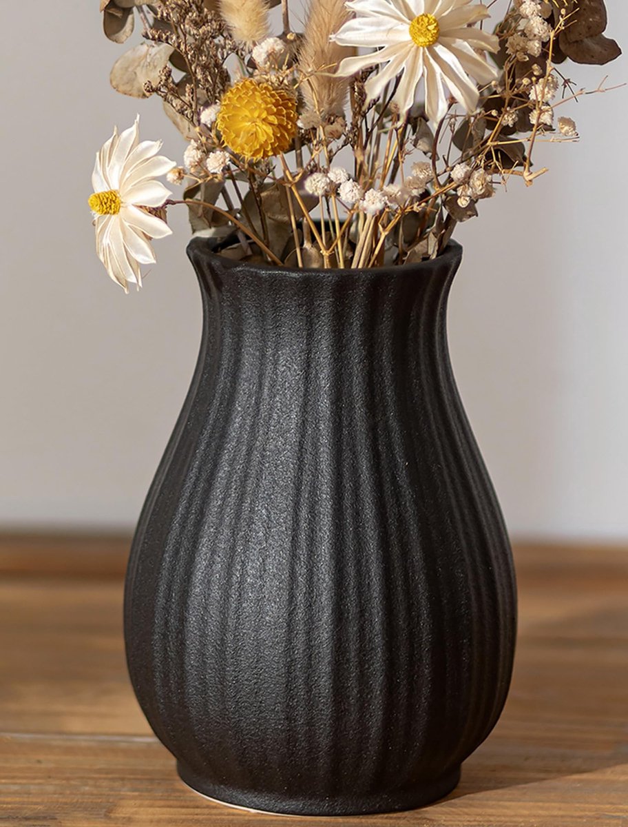 Omgoods - Zwart Keramische Vaas - Modern Boho Bloemenvase