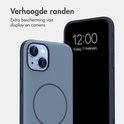 Donkerblauwe telefoonhoes met verhoogde randen voor extra scherm- en cameralbescherming.