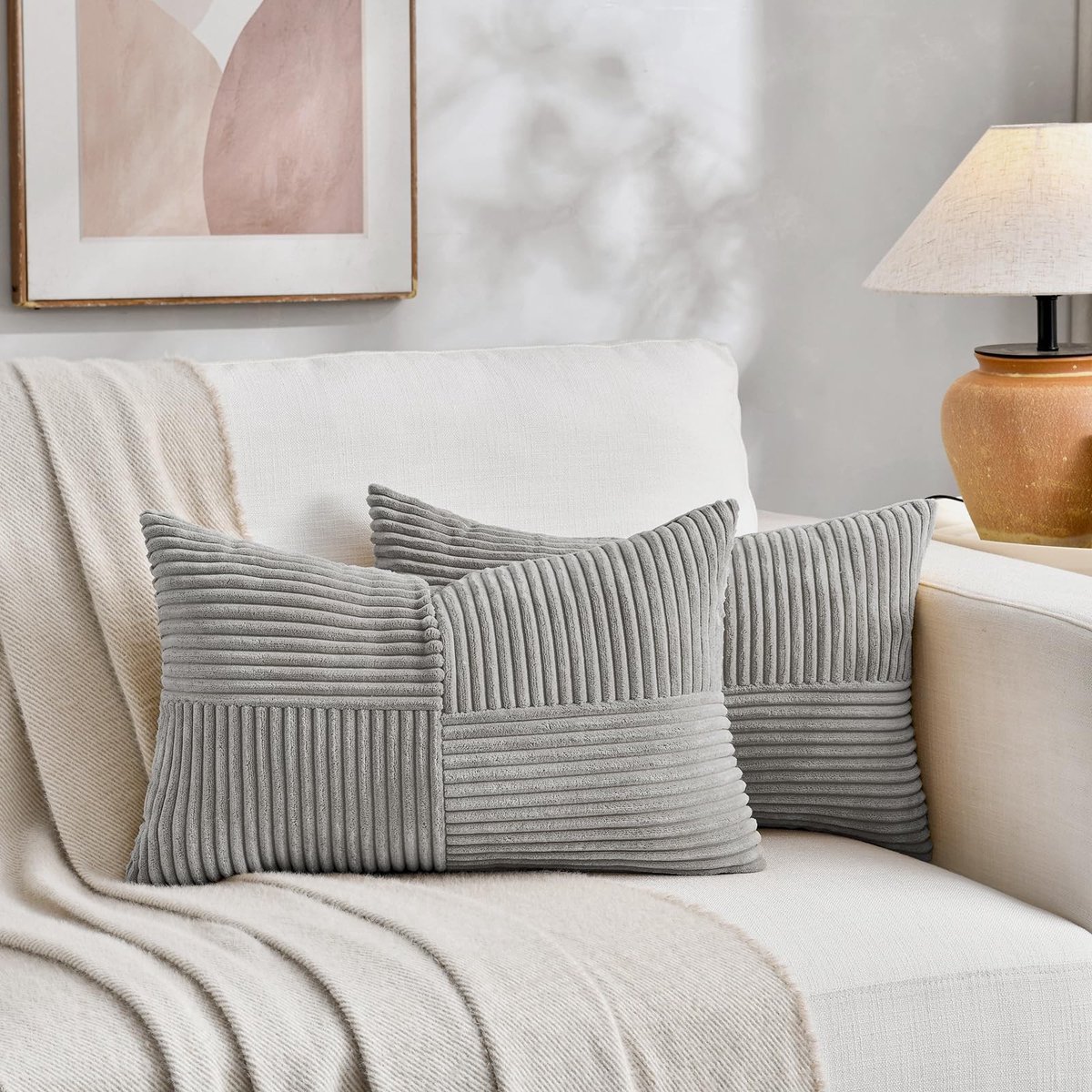 Omgoods - Set van 2 Neutraal Grijze Corduroy Kussenhoezen 40x60cm - Moderne Boho Decoratie