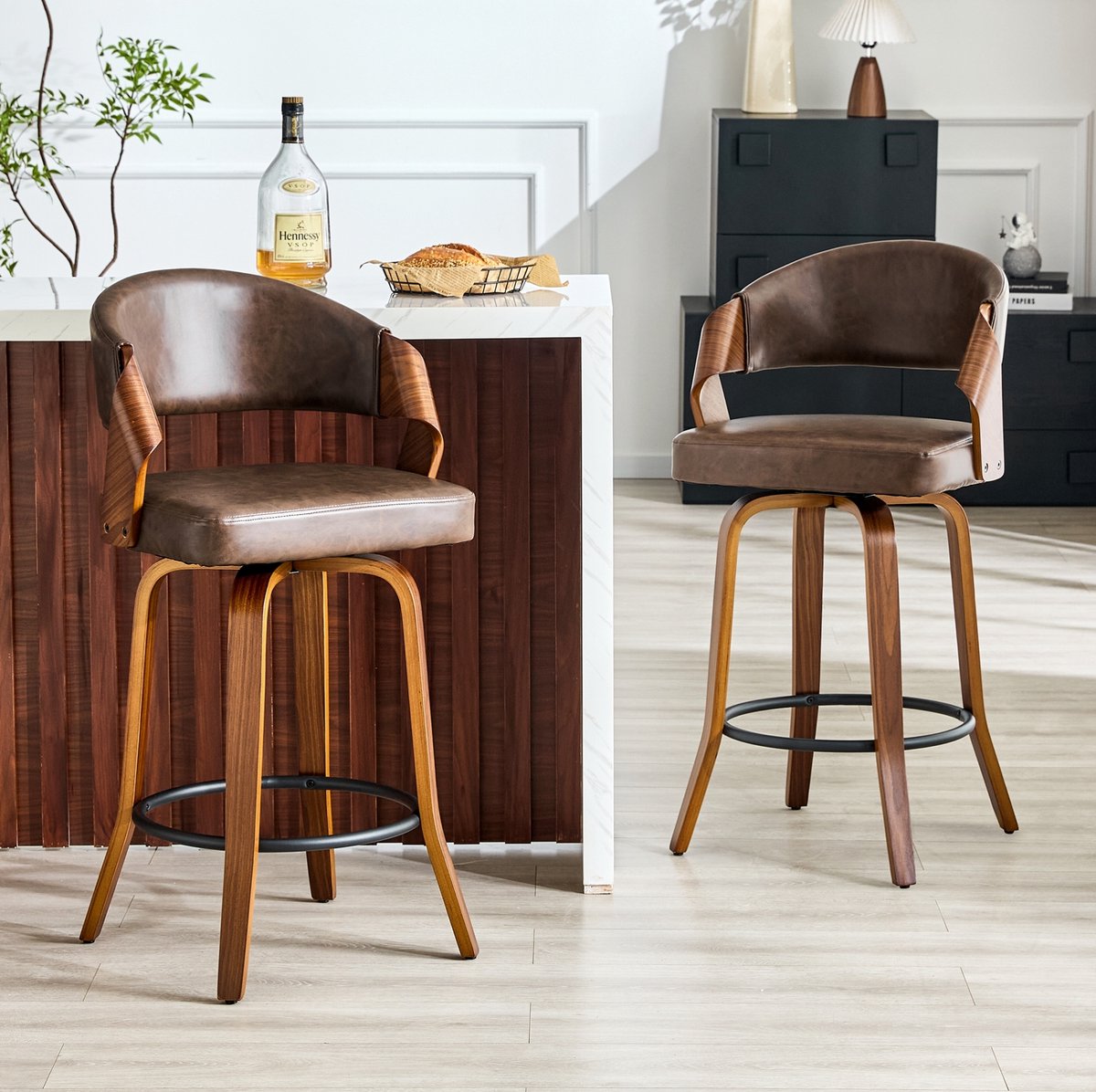 Barkruk Set Van 2 Met Rugleuning En Armleuningen 95 Cm Hoogte Van Hout En Kunstleer Voor Keukenbar En Eiland Bruin