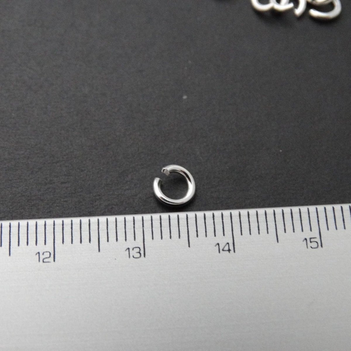 20 Pieces Open Jump Rings 5mm 20 Gauge - Sterling Silver - ShopVlot
