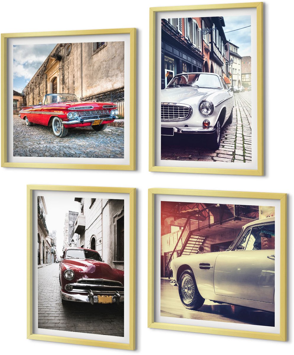 Coloray 4-Delige Schilderij Set - Klassieke auto's in verschillende kleuren op de straten van de stad. - 40 x 40 cm en 40 x 60 cm - Muurdecoratie - Schilderijen Set - Woonkamer - Stijlvolle Muurdecoratie