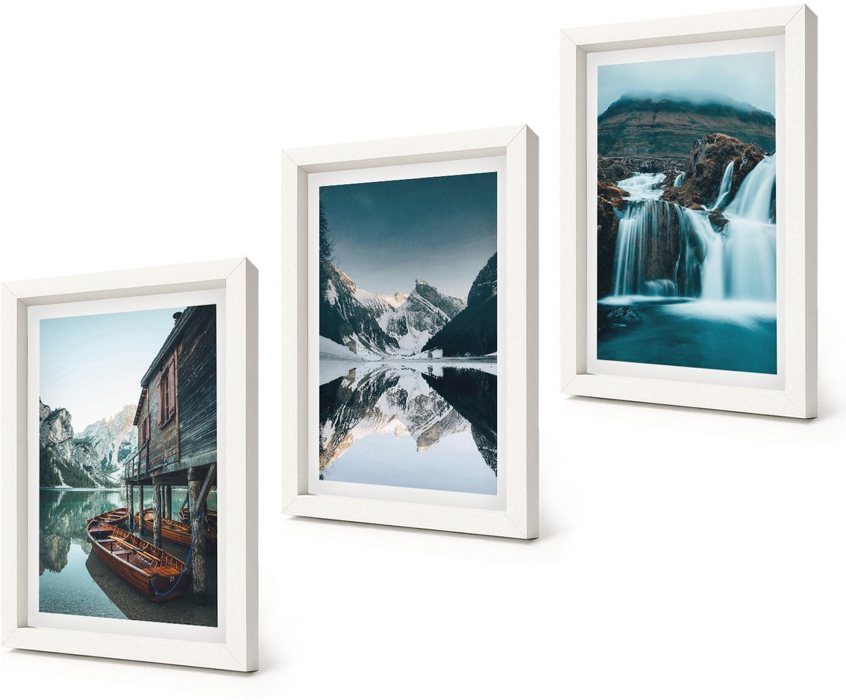 Coloray 3-Delige Schilderij Set - Berglandschap met een waterval en een meer - 20x30 - Muurdecoratie - Interieur Decoratie - Woonkamer Decoratie