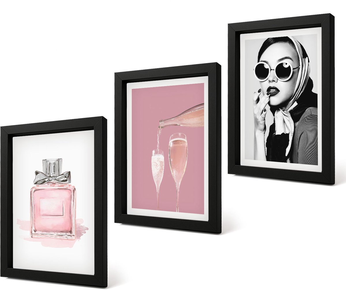 Coloray 4-Delige Schilderij Set - Stijlvolle vrouwelijke accessoires in roze tinten - 20 x 30 cm - Muurdecoratie - Schilderijen Set - Woonkamer - Decoratieve Schilderijen