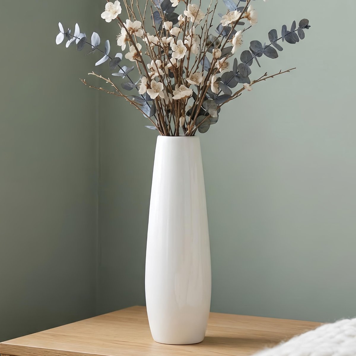 Dailygoods- Keramiekvaas 30 cm Hoog - Witte Bloemenvaas - Moderne Decoratie - Vaas voor Pampasgras - Stijlvolle Blikvanger - Hoogwaardig Keramiek