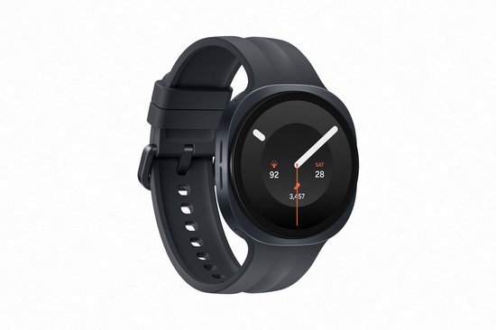 Zwarte Samsung Galaxy Watch9 smartwatch met een donkergrijs bandje. Het scherm toont de datum 'SAT 28' en het aantal stappen '3,457'.