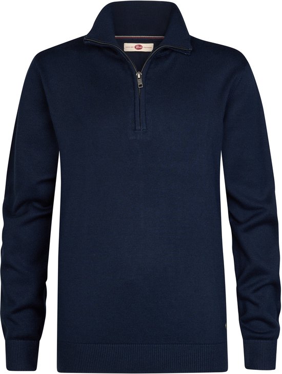 Donkerblauwe gebreide trui met half-zip en staande kraag.
