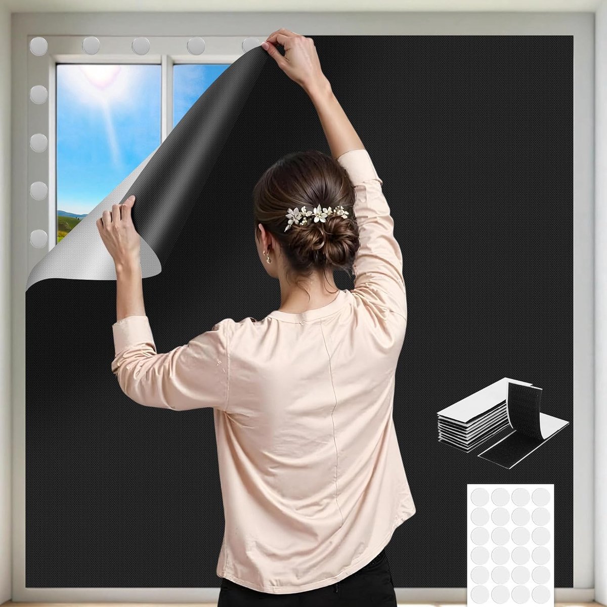 Draagbaar Verduisteringsgordijn met Klittenband - 145x100 cm Blackout Rolgordijn zonder Boren - Op Maat te Knippen Thermische Zonwering met Zilvercoating - Tijdelijke Lichtdichte Raamverduistering voor Slaapkamer, Babykamer, Hotel en Caravan - Zwart