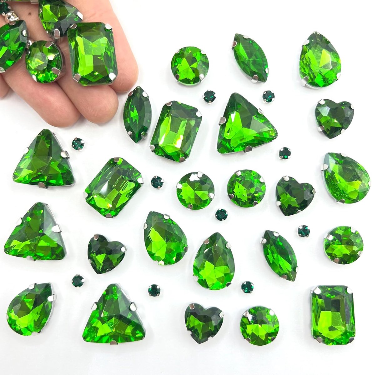 236 stuks strass steentjes om op te naaien, 7 vormen van strass stenen met metalen houders glas naaien edelstenen voor DIY-knutselkleding, knutselen, schoenen, naaien, tassen (grasgroen)