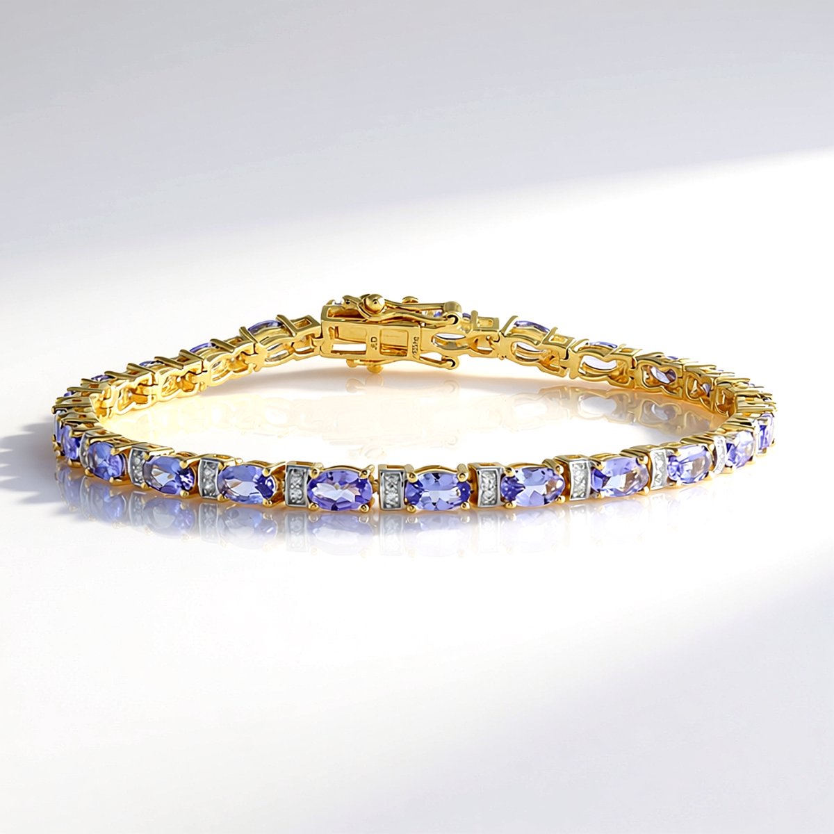 Cavill - Luxe Vergulde 925 Sterling Zilveren Armband met 4,45 ct Ovale Tanzanieten en 0,26 ct Zirkonen - Elegante Damesarmband - Blauwe Edelstenen