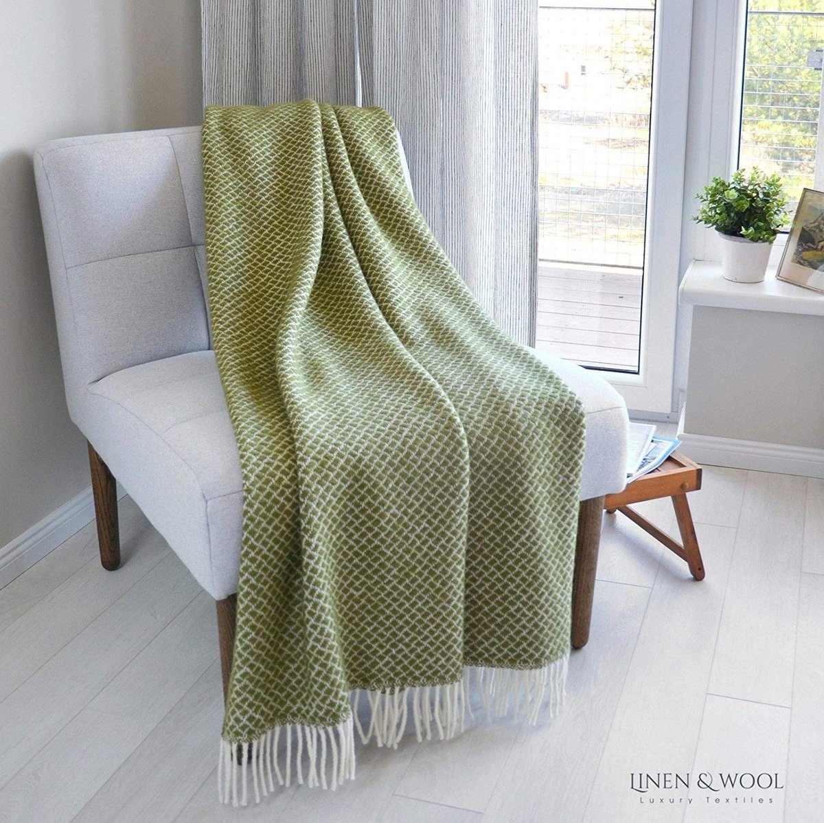 SnelShoppen - Zachte Warme Wollen Deken - 100% Nieuw-Zeelandse Wol - Groen - 130 x 170 cm Plaid voor Bank, Bed, Fauteuil en Slaapbank - Ideaal voor Wi
