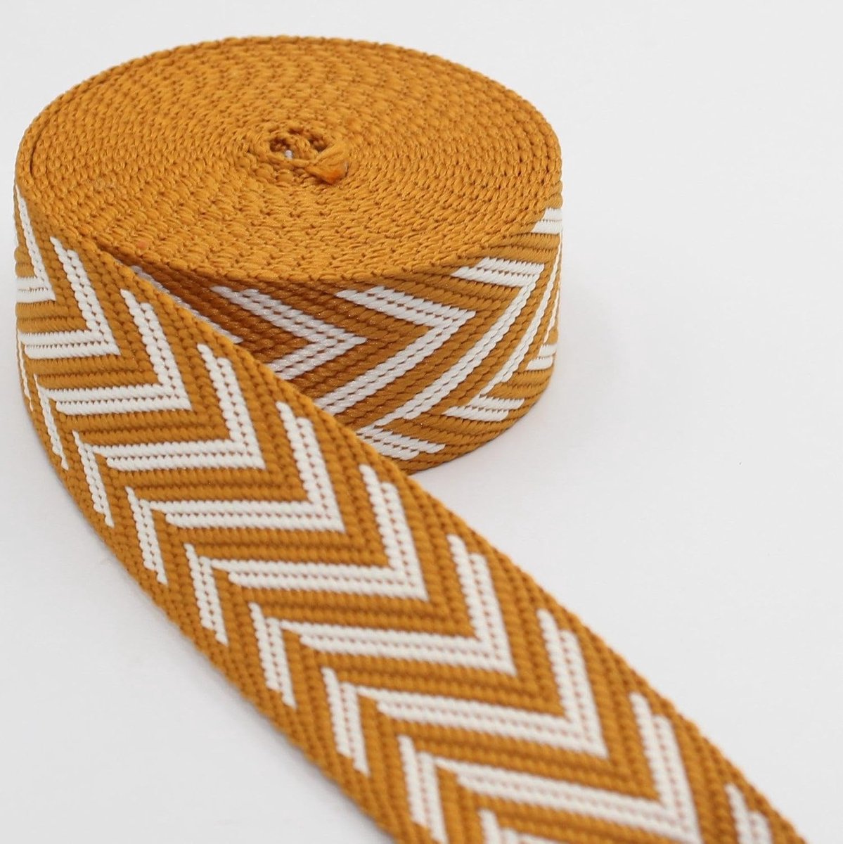 5 meter riem met lijn- en pijlpatroon, 100% polyester, verschillende kleuren, 38 mm, 003 saffraan