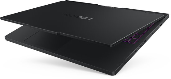 Lenovo Legion Pro 5 16IRX10 RTX 5060 (2/8)