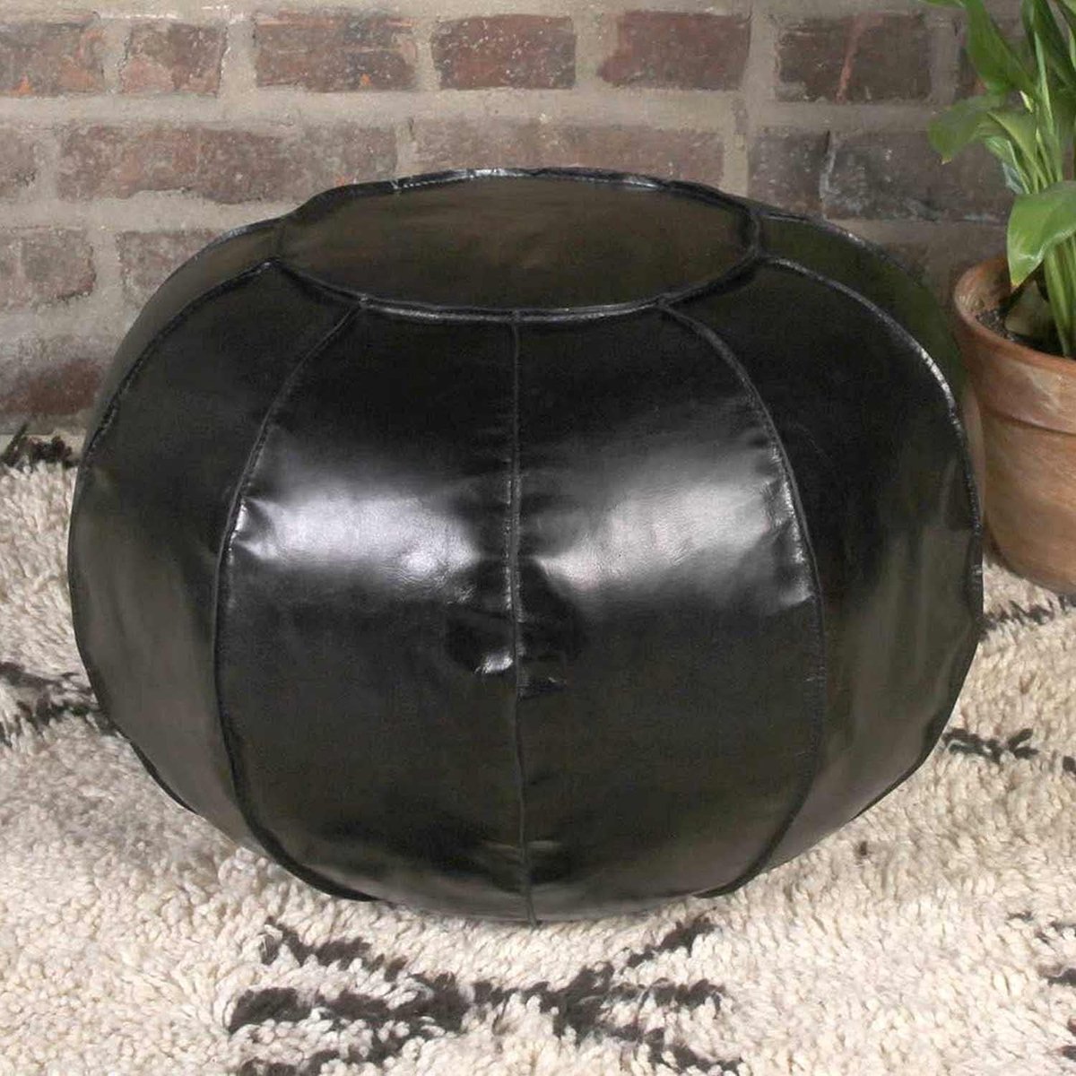 Leren Zetel - Poef Voetenbank - Oosterse Sfeer - Handgemaakt Leer - Ø 52 x 36 cm - Zwart