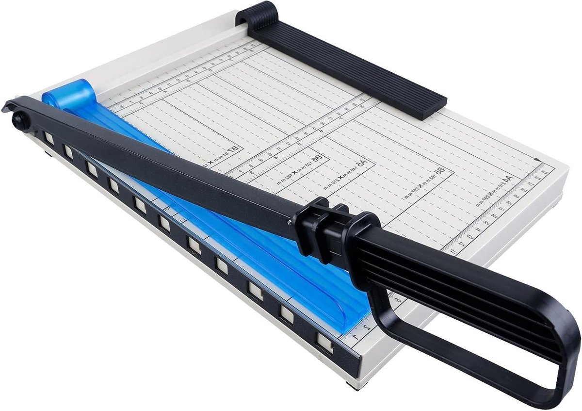 Papiersnijder A4 - Snijmachine Papier - Papier Snijden - Vlijmscherpe messen - 16 Vellen - Wit