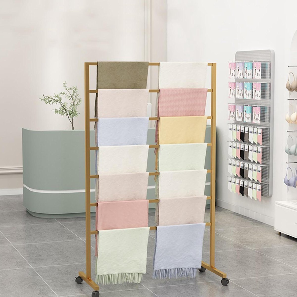 Sjaalstandaard Organizer - Broekenrek Ophangrek - Kleding Presenteren - 7 Niveaus Met Wielen - 120 cm - Goud