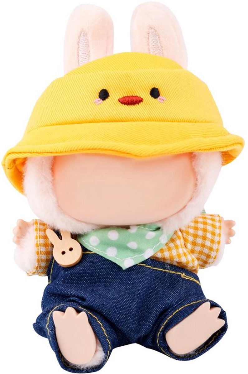 Kledingset voor 17 cm pop, outfit inclusief donkere broek, gele hoed, geruite top en sjaal met stippen, pluchen speelgoed, aankleedpop, accessoires om mee te spelen en te showen.