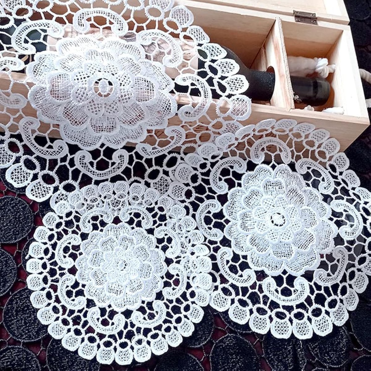 Set of 4 White Lace Placemats,Handmade Squared Lace Blankets,Crochet Blankets,Floral Pattern Table Sets,Round - ShopVlot