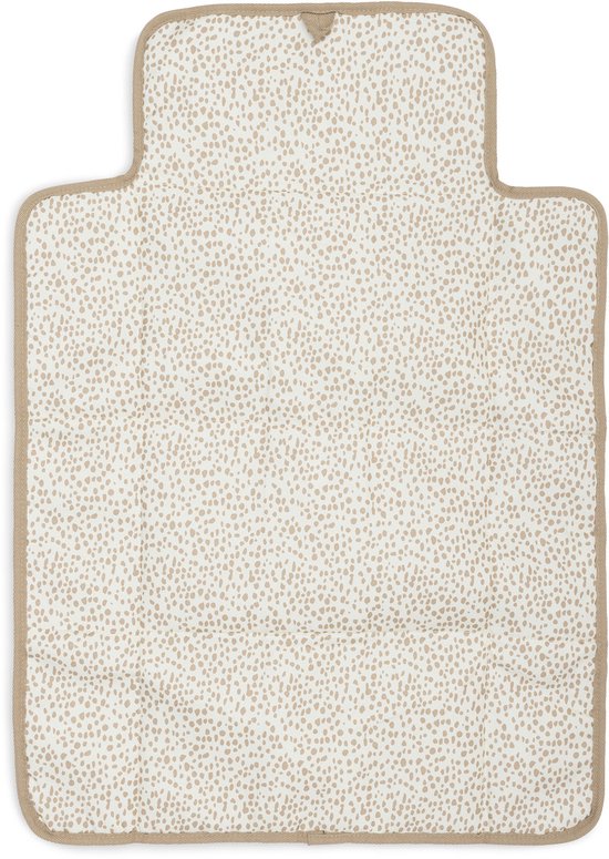 Lichtbruine luierwisselmat met beige stippenpatroon en beige randafwerking.