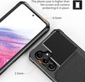 Zwarte telefoonhoes met verhoogde randen van 0.5mm bij het scherm en 2.5mm bij de camera's.
