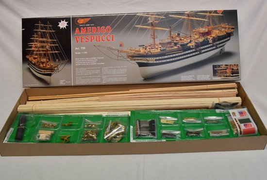 Mantua Model Kit Nave 658 – Amerigo Vespucci Scala 1:84, Modellismo Statico – Made In Italy