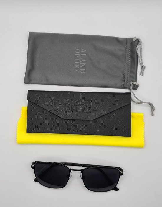 Unisex zonnebril gepolariseerd / pilotenbril / zwarte donkergrijze bril met harde en zachte brillenkokers en doekje UV400 cat 3 bril met brillenkoker / grijze lenzen PZ2361 Geweldig cadeau / Aland optiek / zonnebril dames heren gepolariseerd van Aland Optiek — afbeelding 4