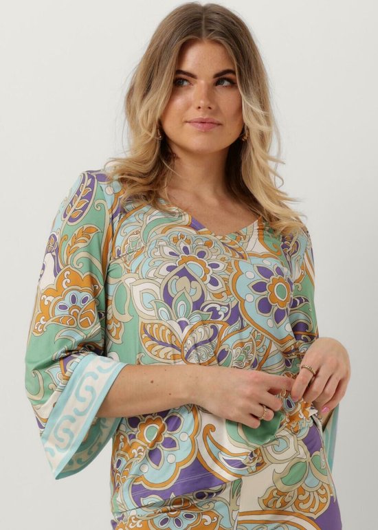 Flora Alcazar Top